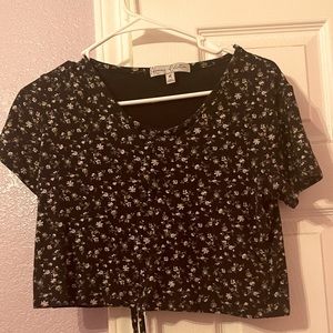 Black floral crop top